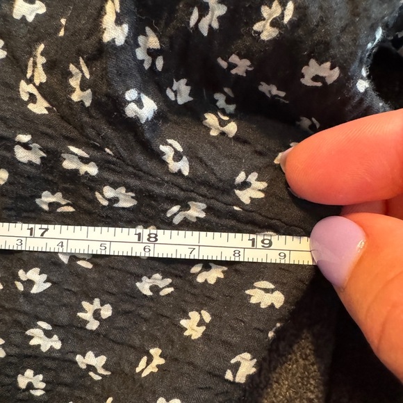 Elegant Black and White Polka Dot Dress DKNY size 8 - Picture 8 of 11